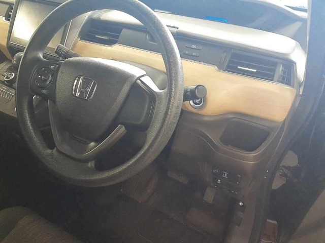 Honda FREED 2017 8417972-9