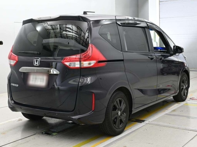 Honda FREED 2022 8417975-1