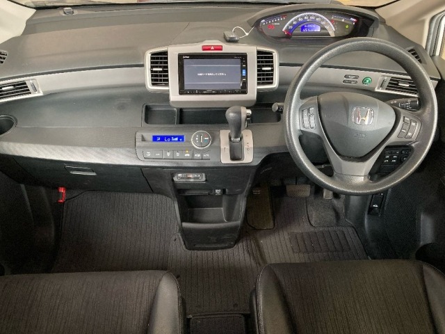 Honda FREED 2015 8417980-3