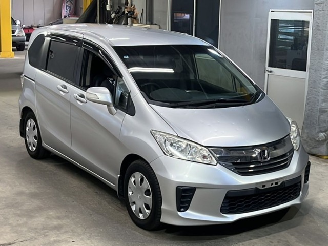 Honda FREED 2015 8417980-4
