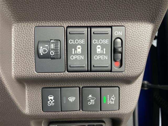 Honda FREED 2017 8418122-17