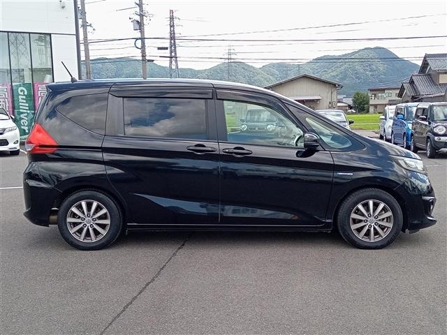 Honda FREED 2017 8418150-11