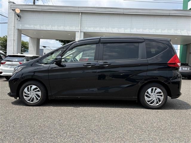 Honda FREED 2022 8418192-18