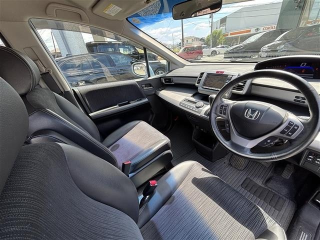 Honda FREED 2011 8418227-10