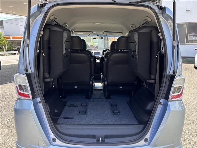 Honda FREED 2011 8418227-23