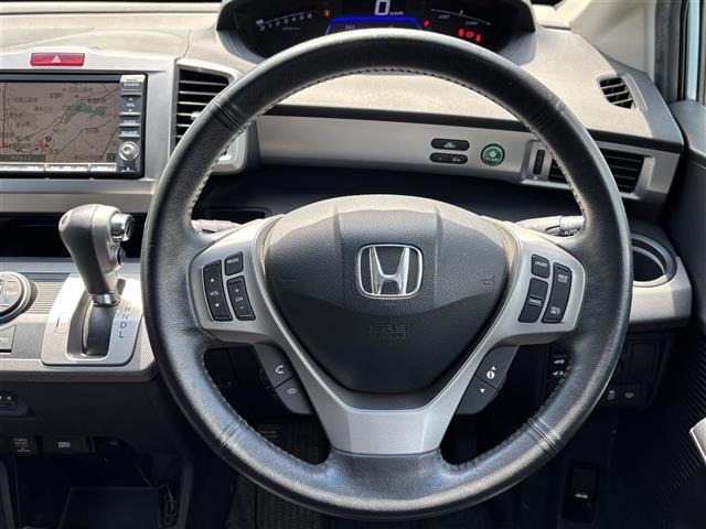 Honda FREED 2011 8418227-3