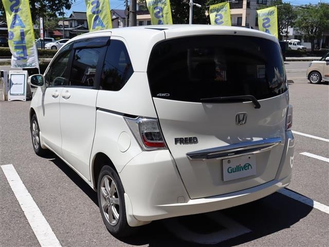 Honda FREED 2012 8418288-13