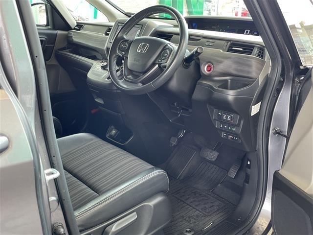 Honda FREED 2017 8418303-10