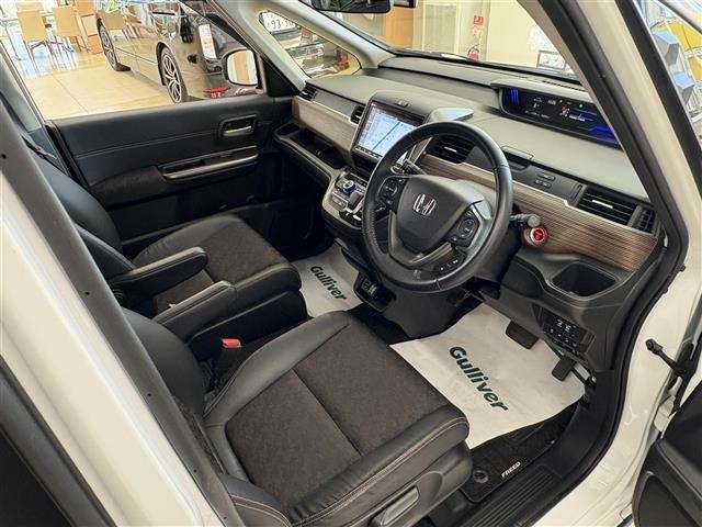 Honda FREED 2022 8418328-22
