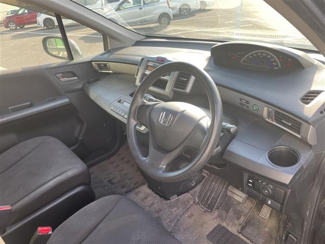 Honda FREED 2013 8418350-1