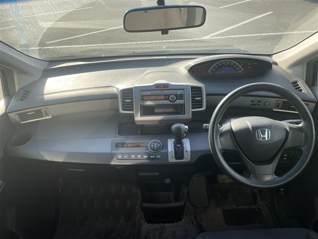 Honda FREED 2013 8418350-14