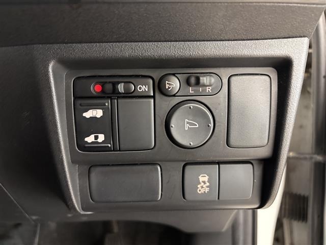 Honda FREED 2013 8418368-1