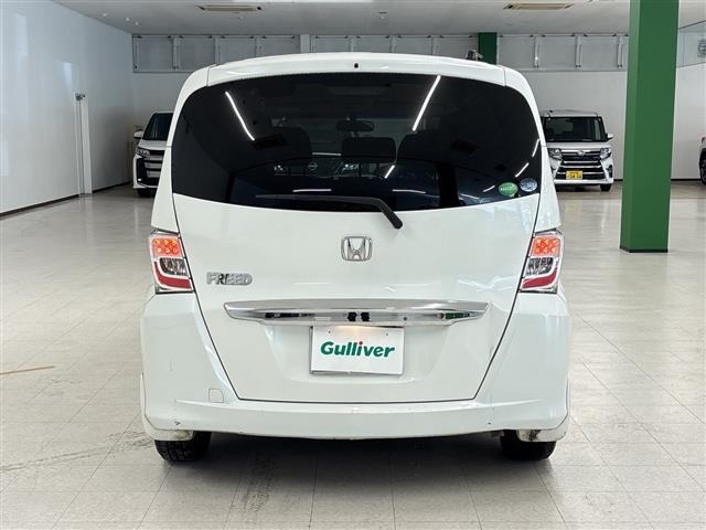 Honda FREED 2013 8418368-9