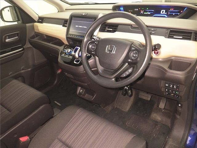 Honda FREED 2017 8418442-3