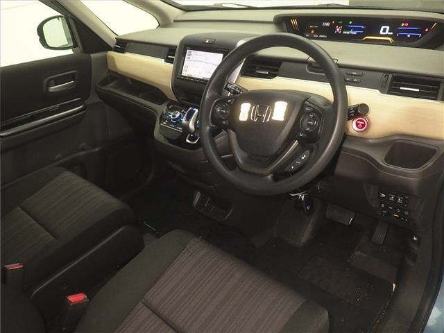 Honda FREED 2017 8418458-3