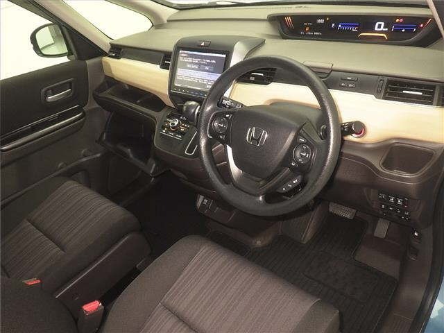 Honda FREED 2017 8418477-3