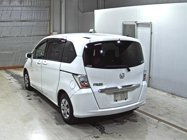 Honda FREED 2013 8418553-1