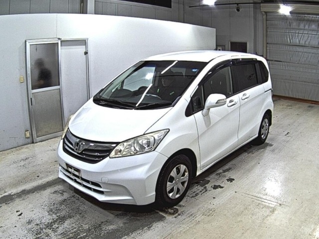 Honda FREED 2013 8418553-4