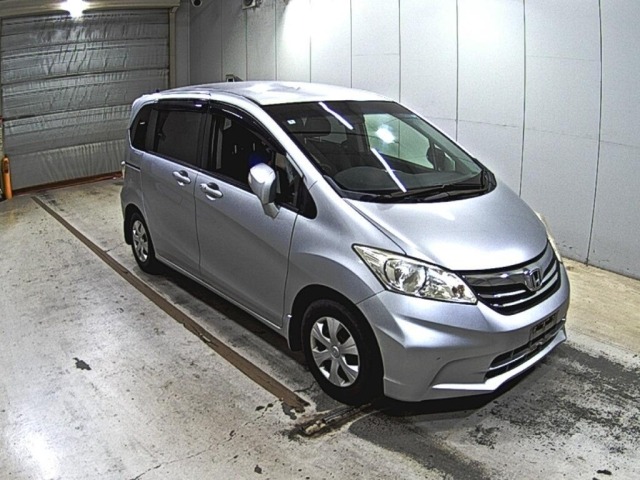 Honda FREED 2014 8418554-0