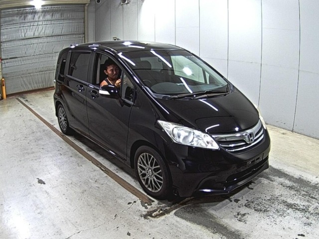 Honda FREED 2014 8418556-0
