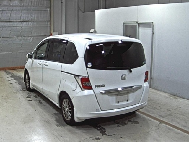 Honda FREED 2015 8418570-1