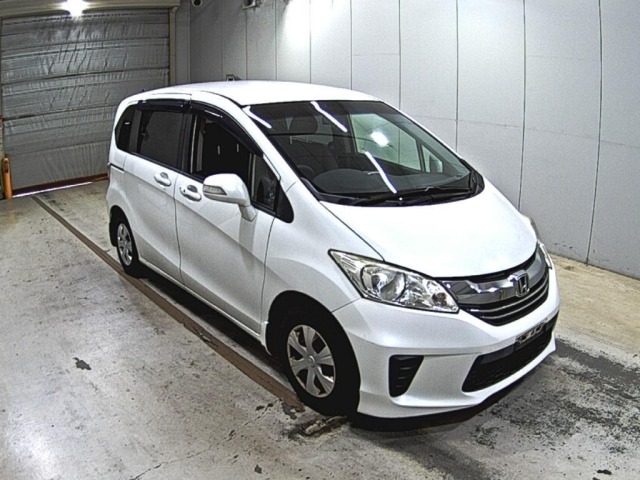 Honda FREED 2015 8418571-0