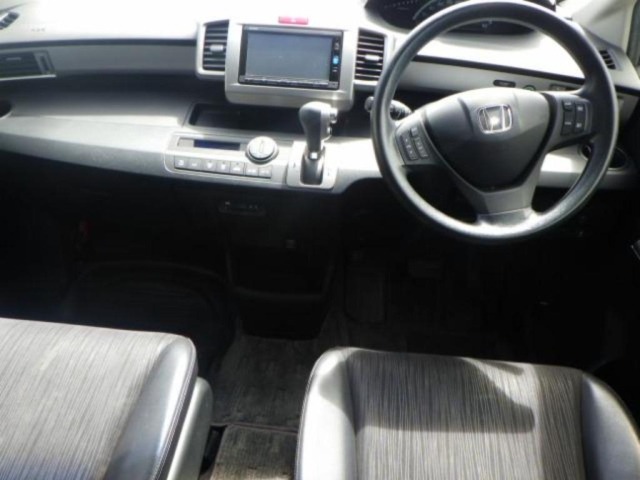 Honda FREED 2016 8418587-3