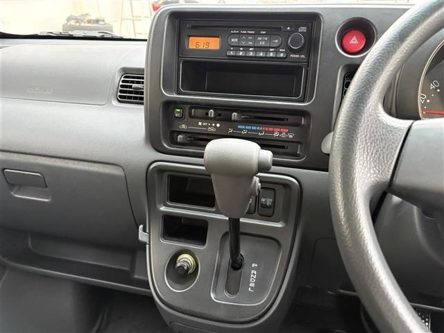 Daihatsu HIJET VAN 2012 8386615-11