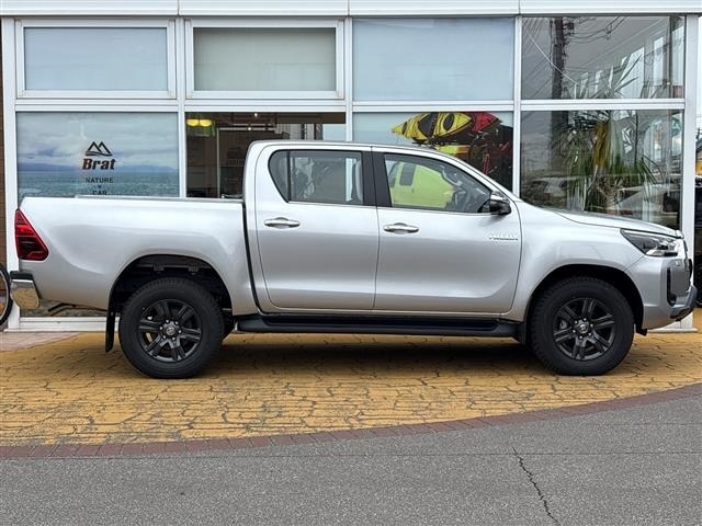 Toyota HILUX 2026 8384701-17