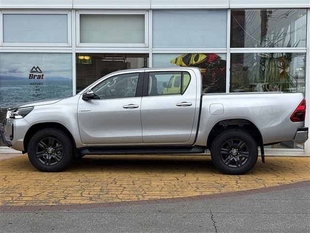 Toyota HILUX 2026 8384701-18