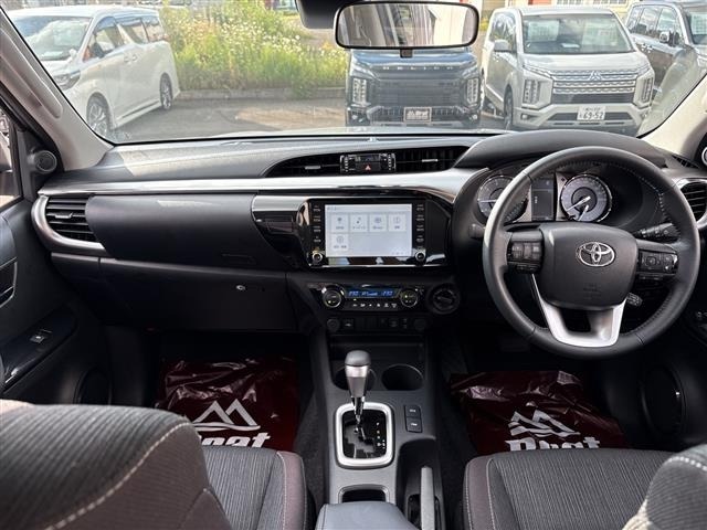 Toyota HILUX 2026 8384701-5