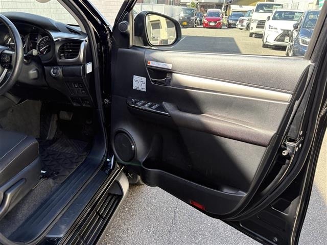 Toyota HILUX 2023 8385010-12