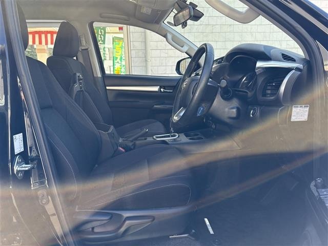 Toyota HILUX 2023 8385010-8