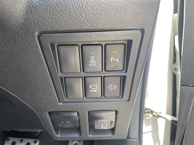 Toyota HILUX 2023 8385066-5