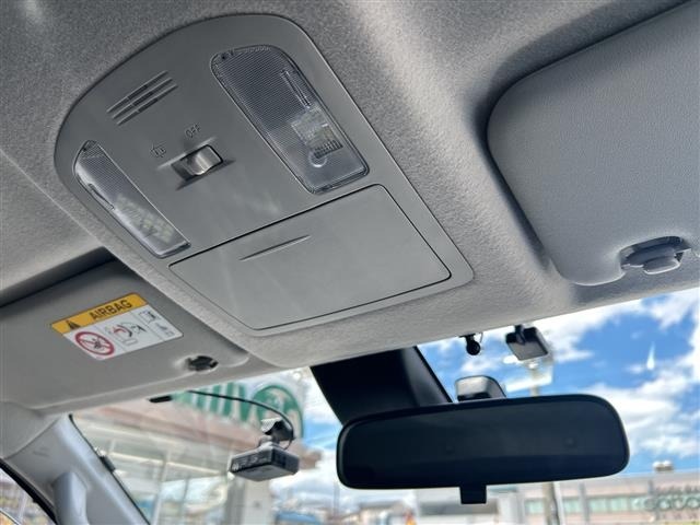 Toyota HILUX 2021 8385070-2