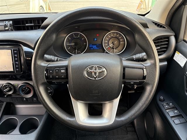 Toyota HILUX 2019 8385117-14