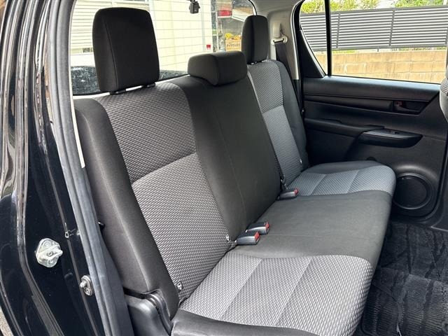 Toyota HILUX 2019 8385117-8