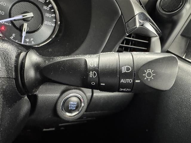 Toyota HILUX 2022 8385165-1