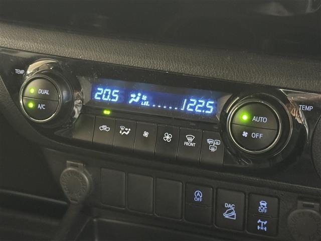 Toyota HILUX 2022 8385165-29