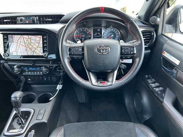 Toyota HILUX 2023 8385222-15