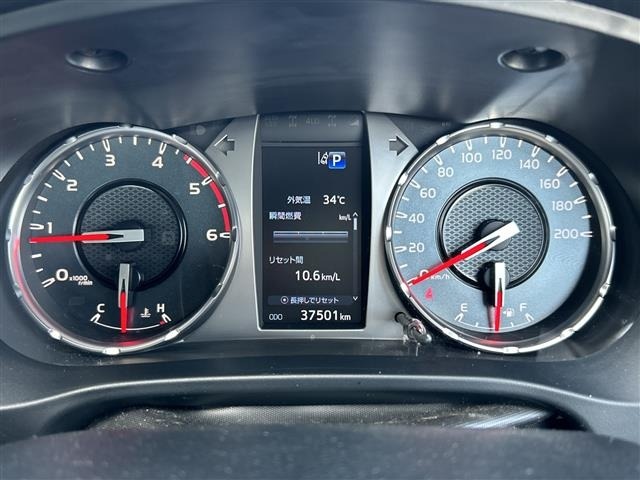 Toyota HILUX 2023 8385222-21