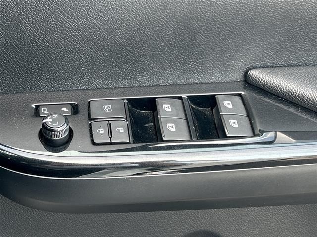 Toyota HILUX 2023 8385222-6