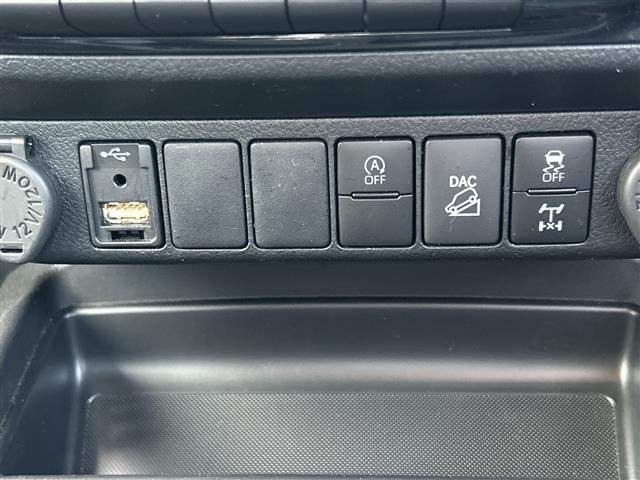 Toyota HILUX 2023 8385222-9