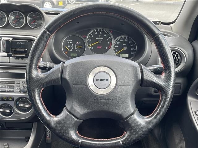 Subaru IMPREZA 2000 8381731-19