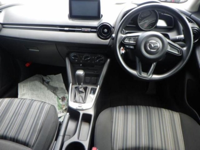 Mazda MAZDA2 2022 8418438-3