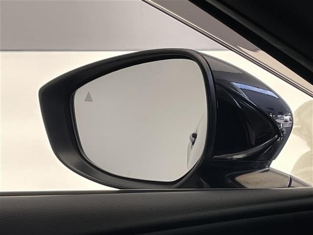 Mazda MAZDA3 2020 8418012-18