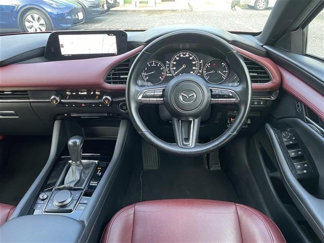 Mazda MAZDA3 2023 8418038-17
