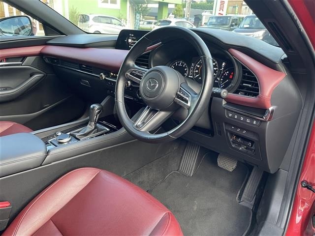 Mazda MAZDA3 2023 8418038-18