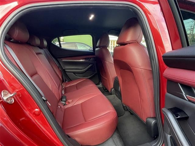 Mazda MAZDA3 2023 8418038-21