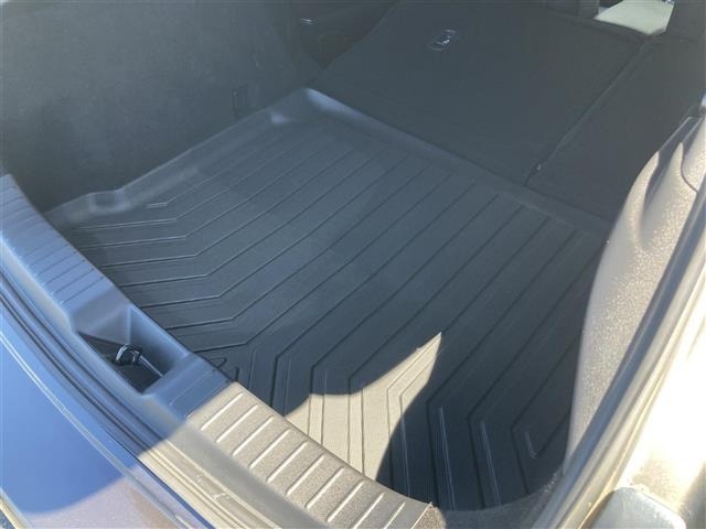 Mazda MAZDA3 2023 8418052-11